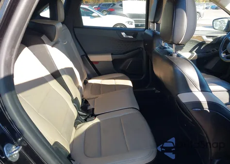 2020 Ford Escape Titanium из США, поврежденный, VIN 1FMCU9J94LUB54044